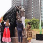 Onthulling Bronzen slavernij monument
